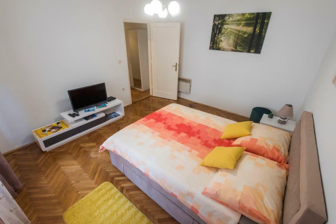 T&M Apartment With Parking In The Old Town Zadar Exterior photo