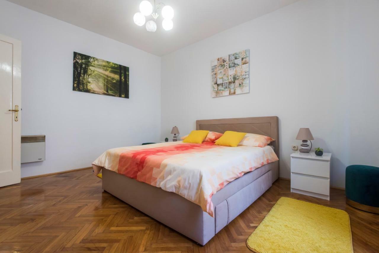 T&M Apartment With Parking In The Old Town Zadar Exterior photo